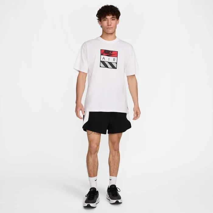 NIKE SPORTSWEAR GRAPHIC TEE