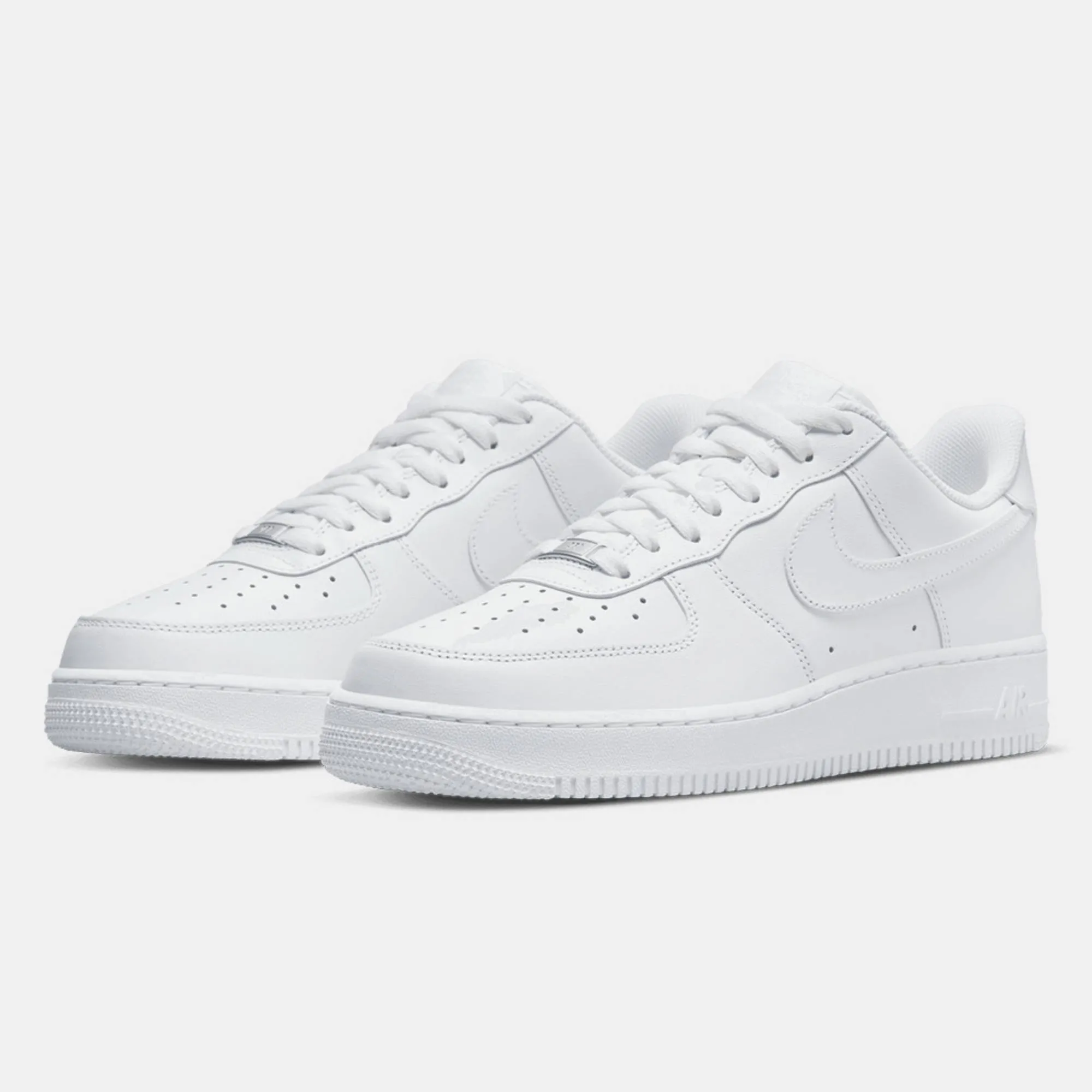 NIKE AIR FORCE 1 '07