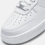 NIKE AIR FORCE 1 '07