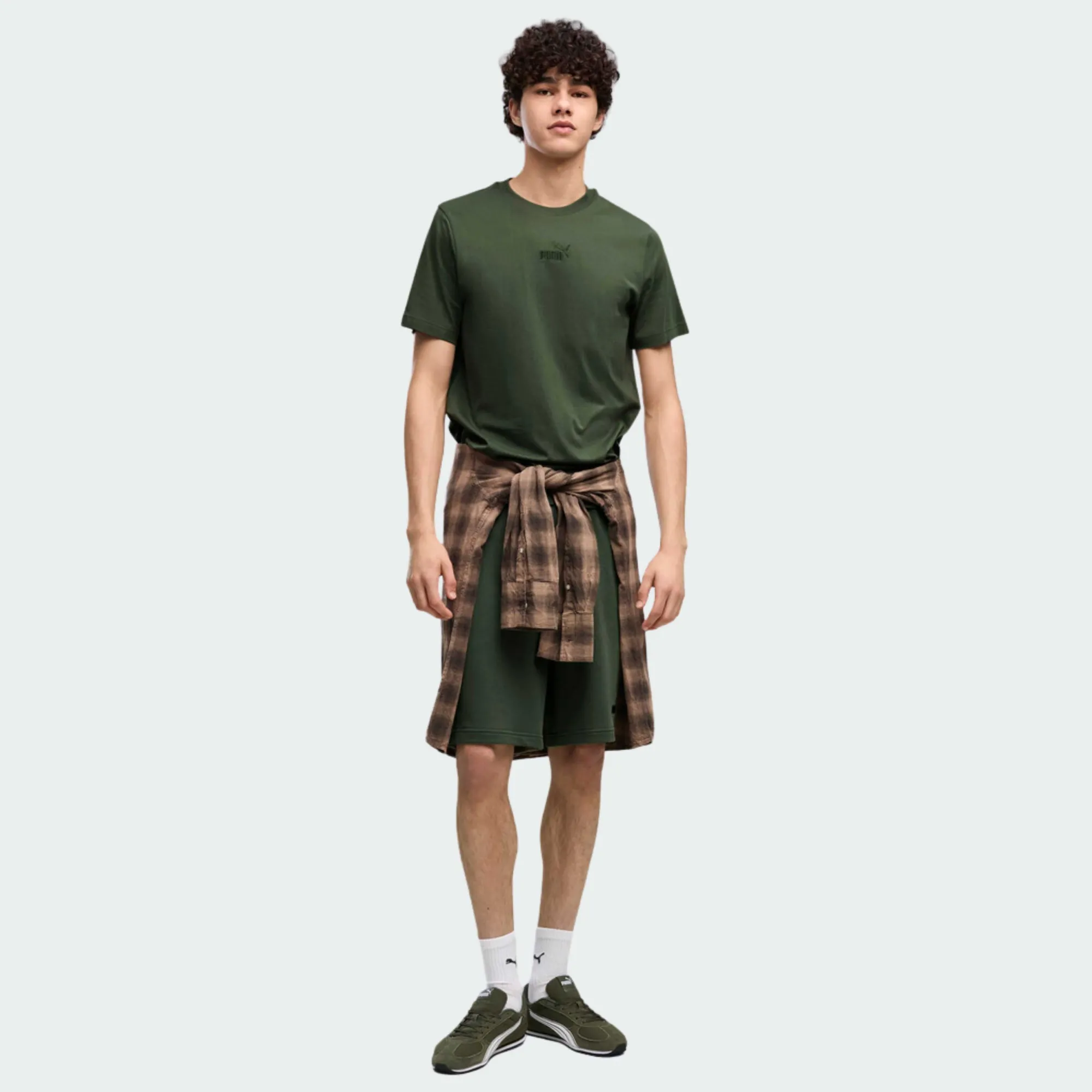 PUMA ESSENTIALS SMALL NO.1 LOGO CENTERED TEE