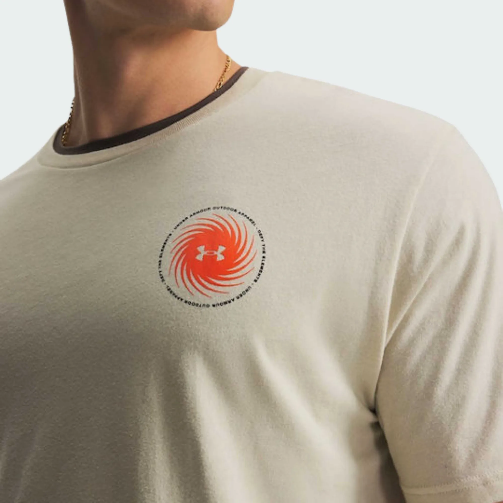 UNDER ARMOUR DEFY THE ELEMENTS TEE