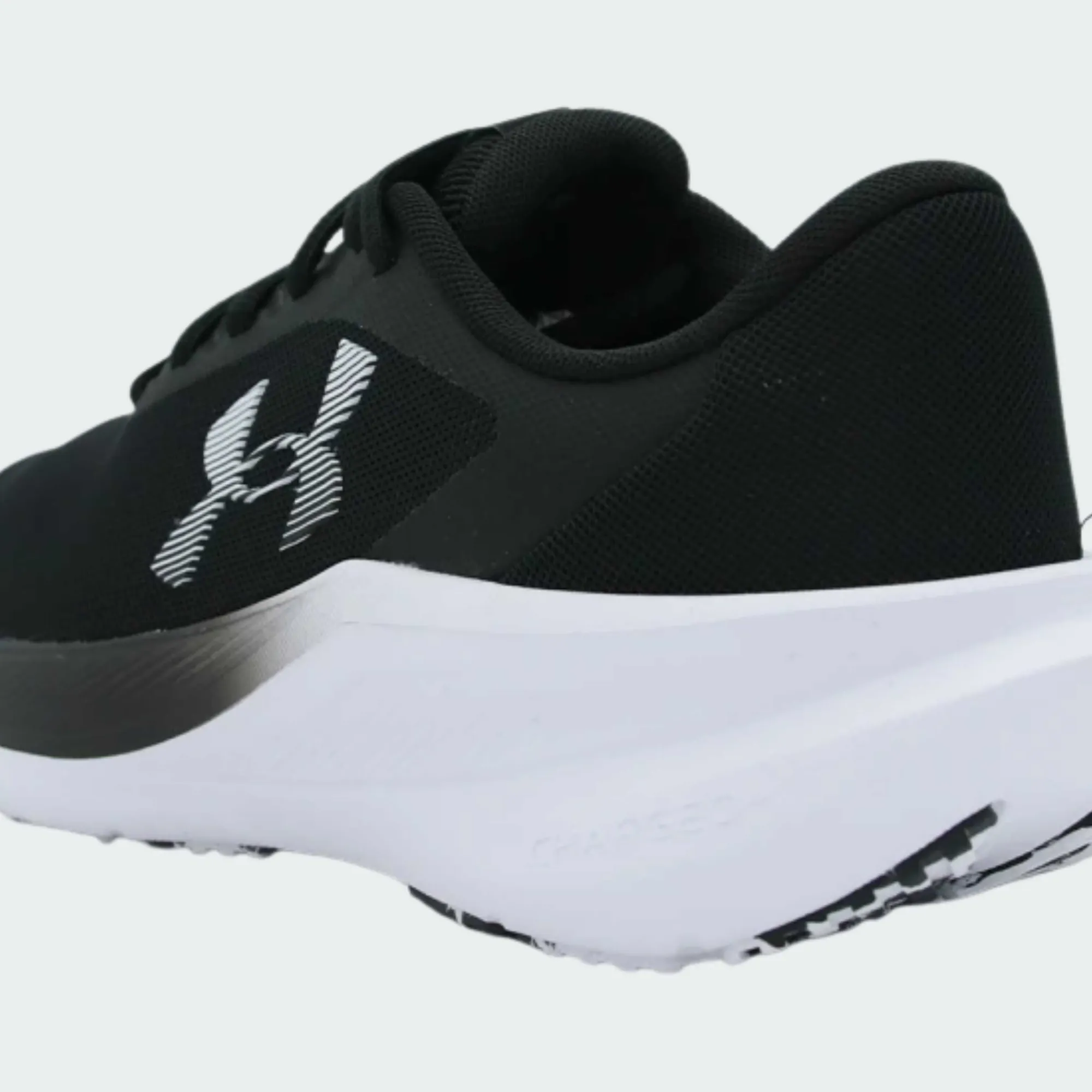 UNDER ARMOUR CHASE