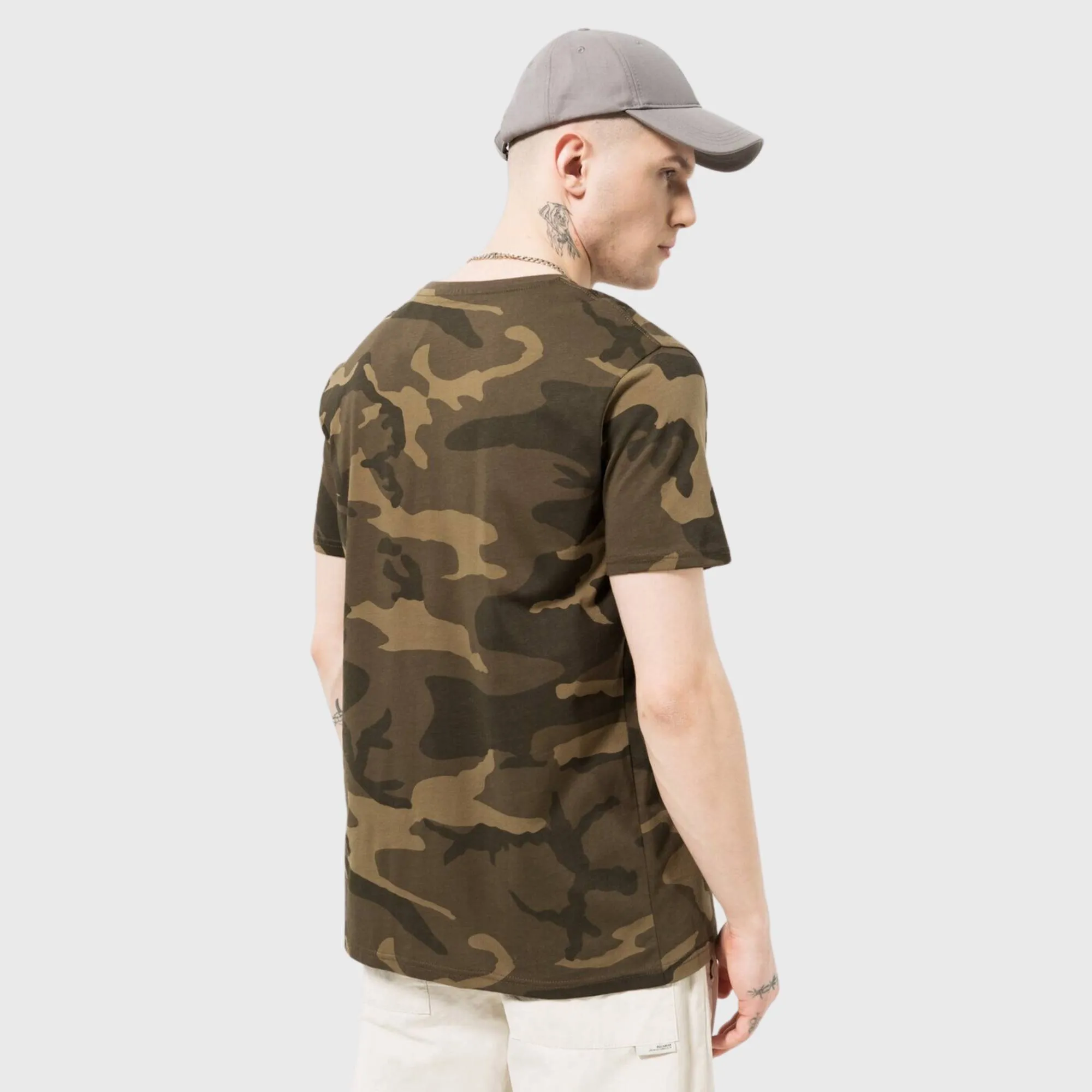 ALPHA INDUSTRIES BASIC SMALL LOGO CAMO T-SHIRT