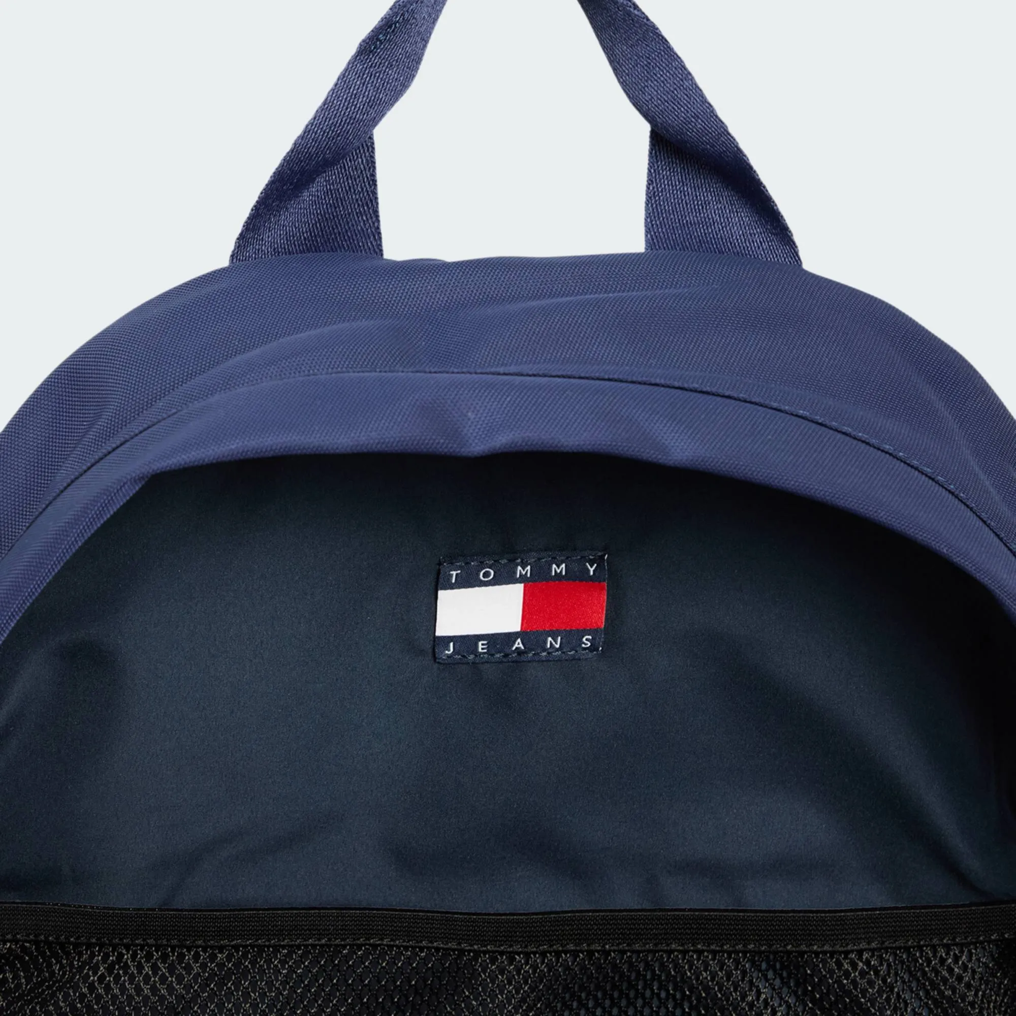 TOMMY JEANS ESSENTIAL DAILY DOME BACKPACK