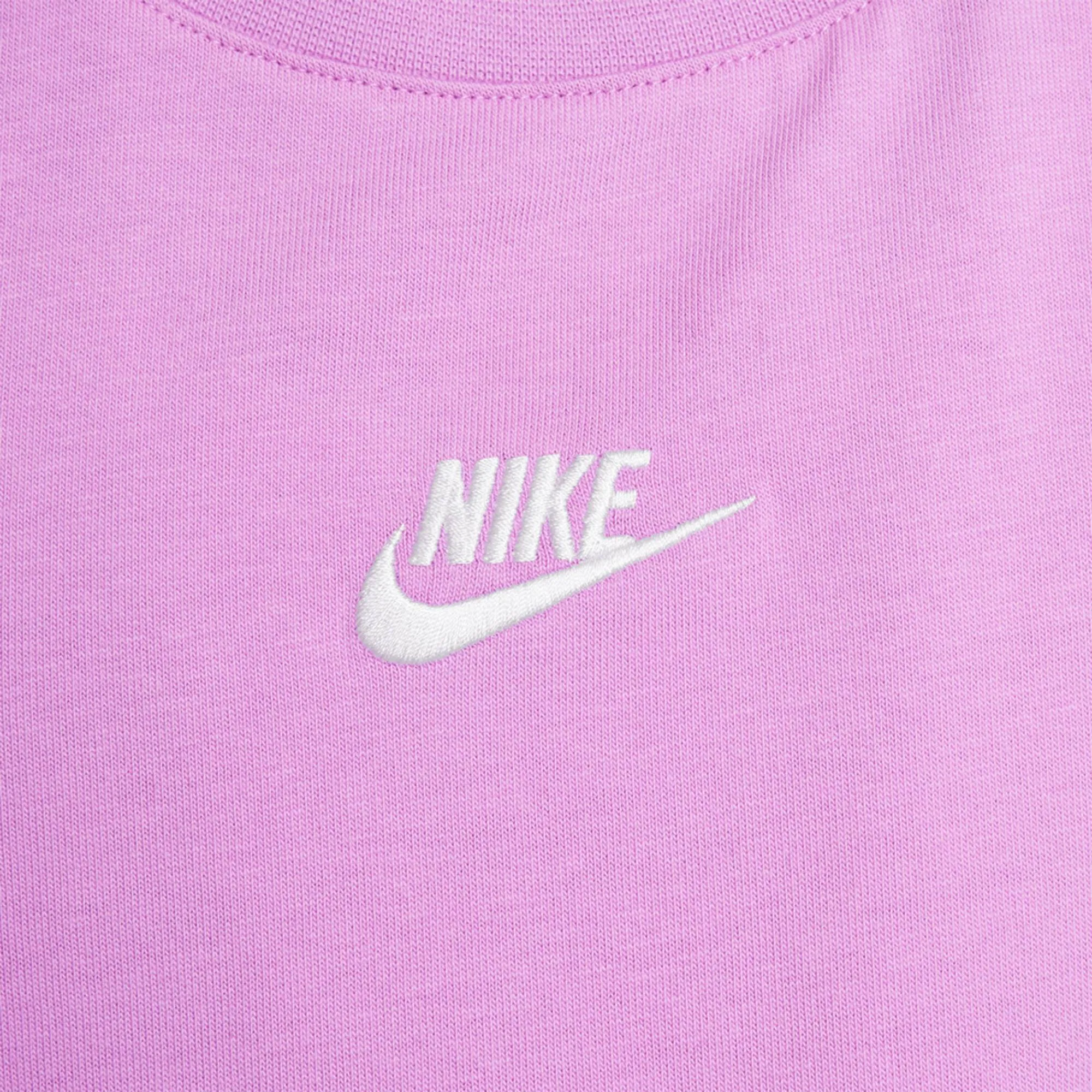 NIKE GIRLS NSW T SHIRT