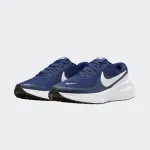 NIKE REVOLUTION 8