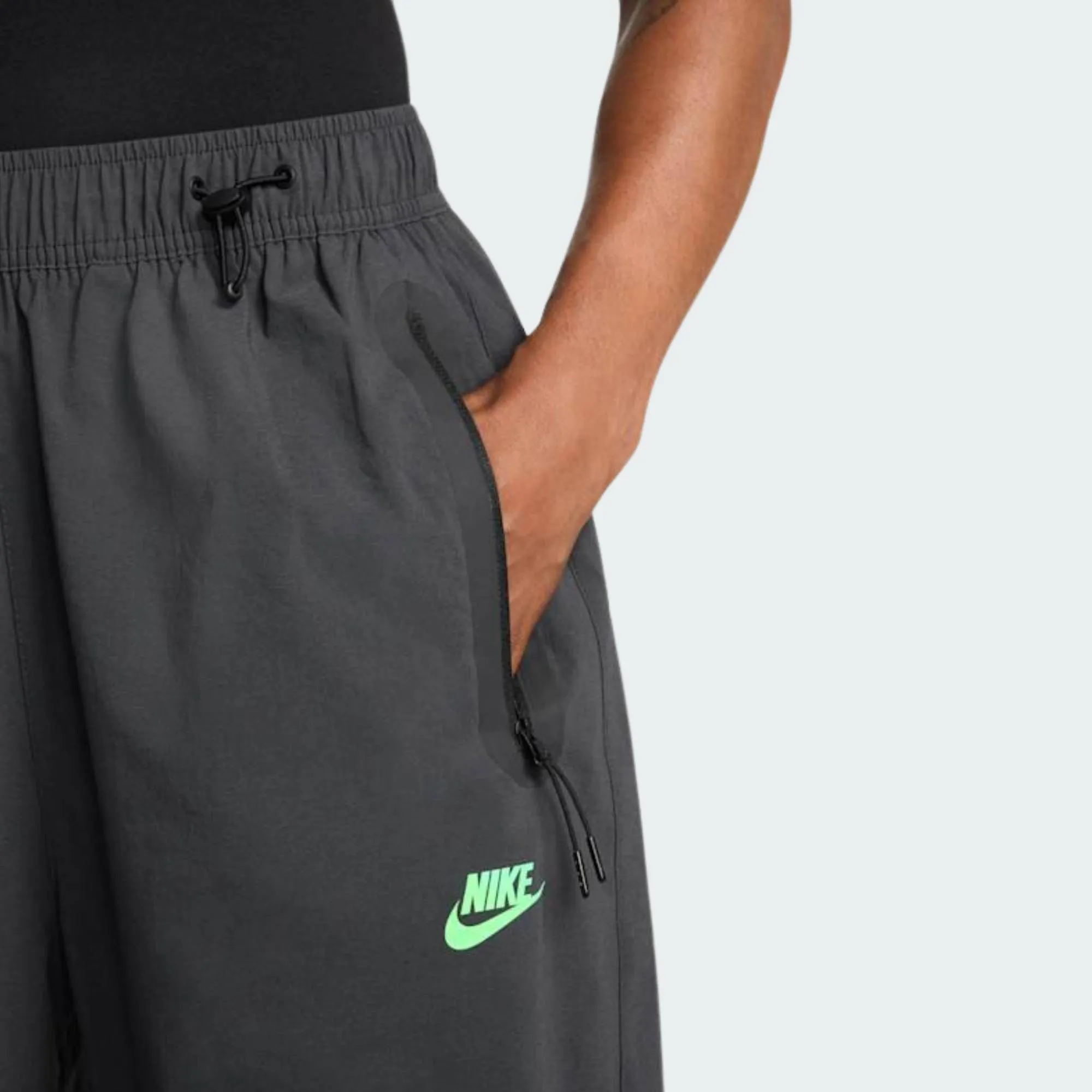 NIKE MENS TECH WOVEN PANT