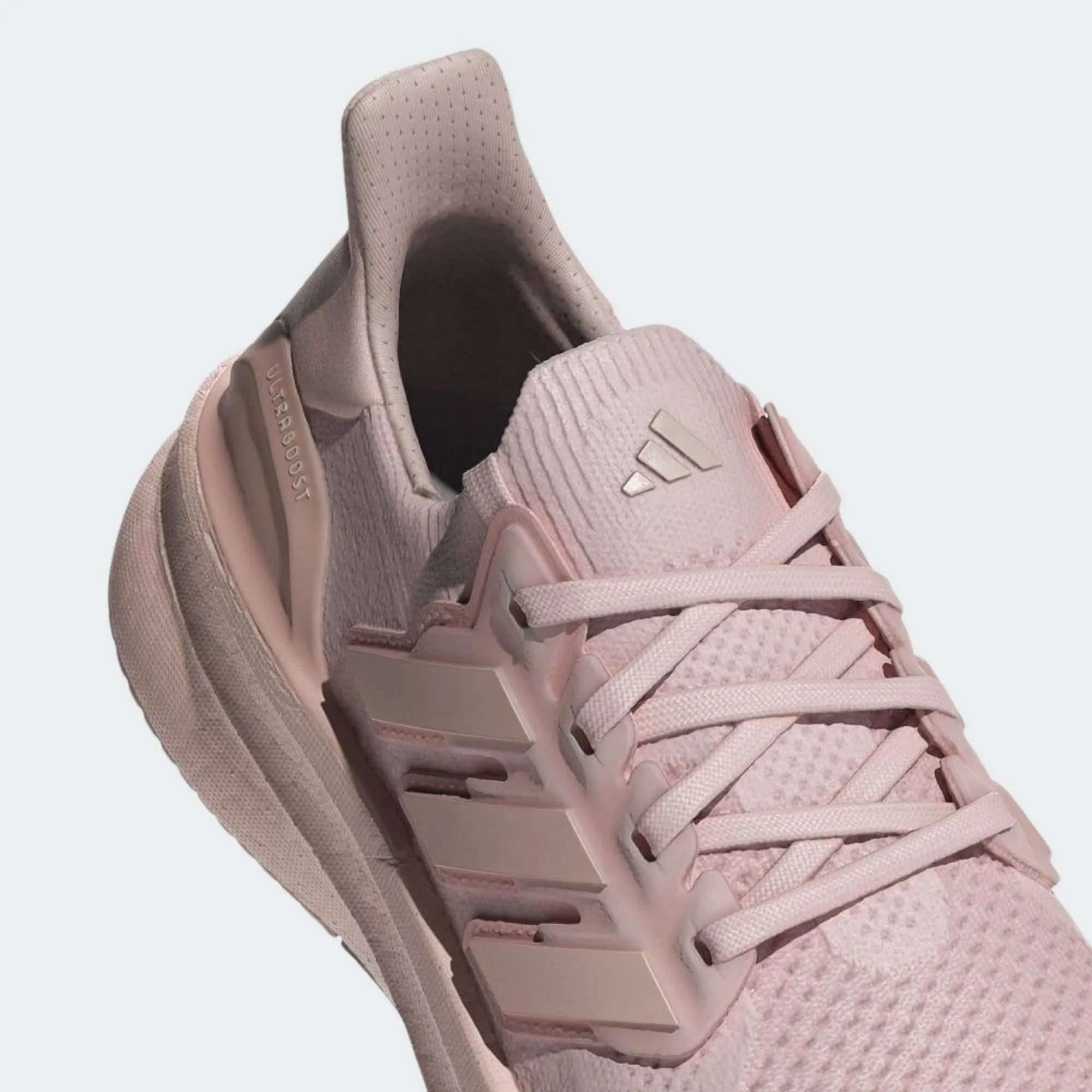ADIDAS ULTRABOOST 5 WOMENS