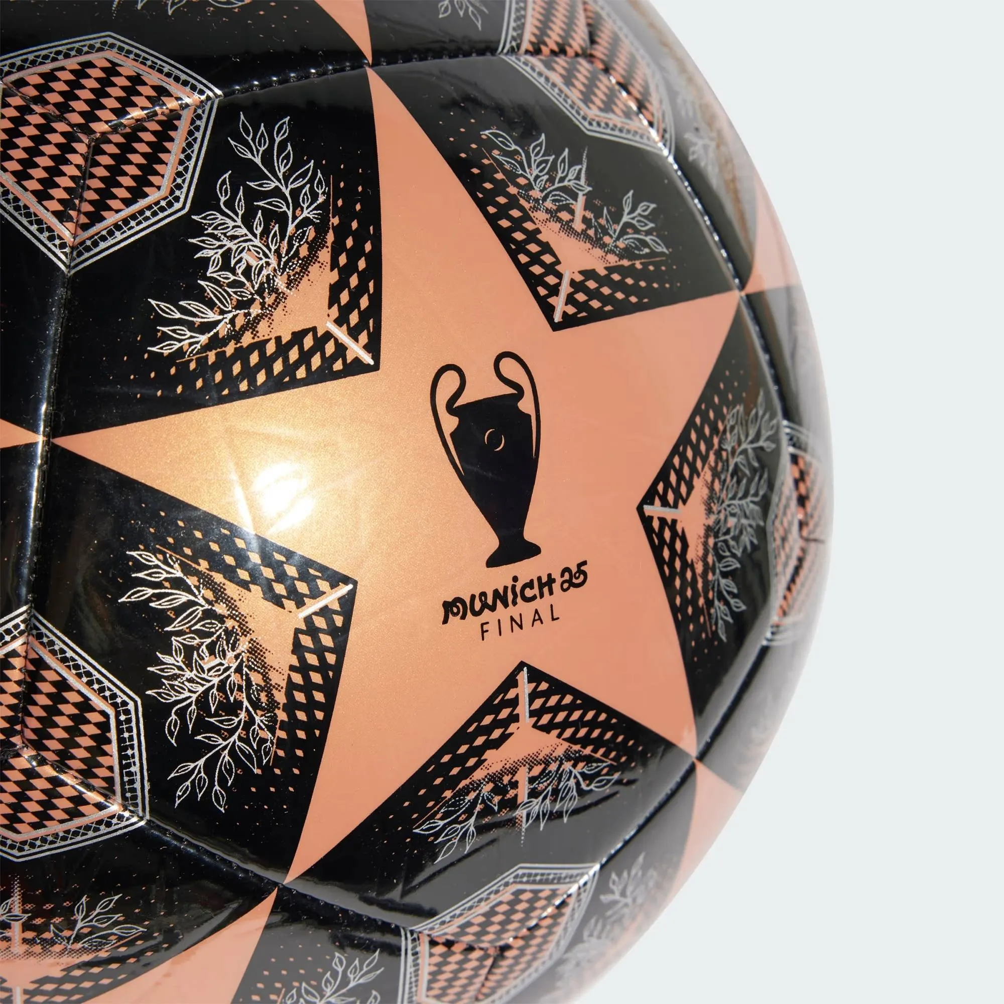 ADIDAS UCL CLUB