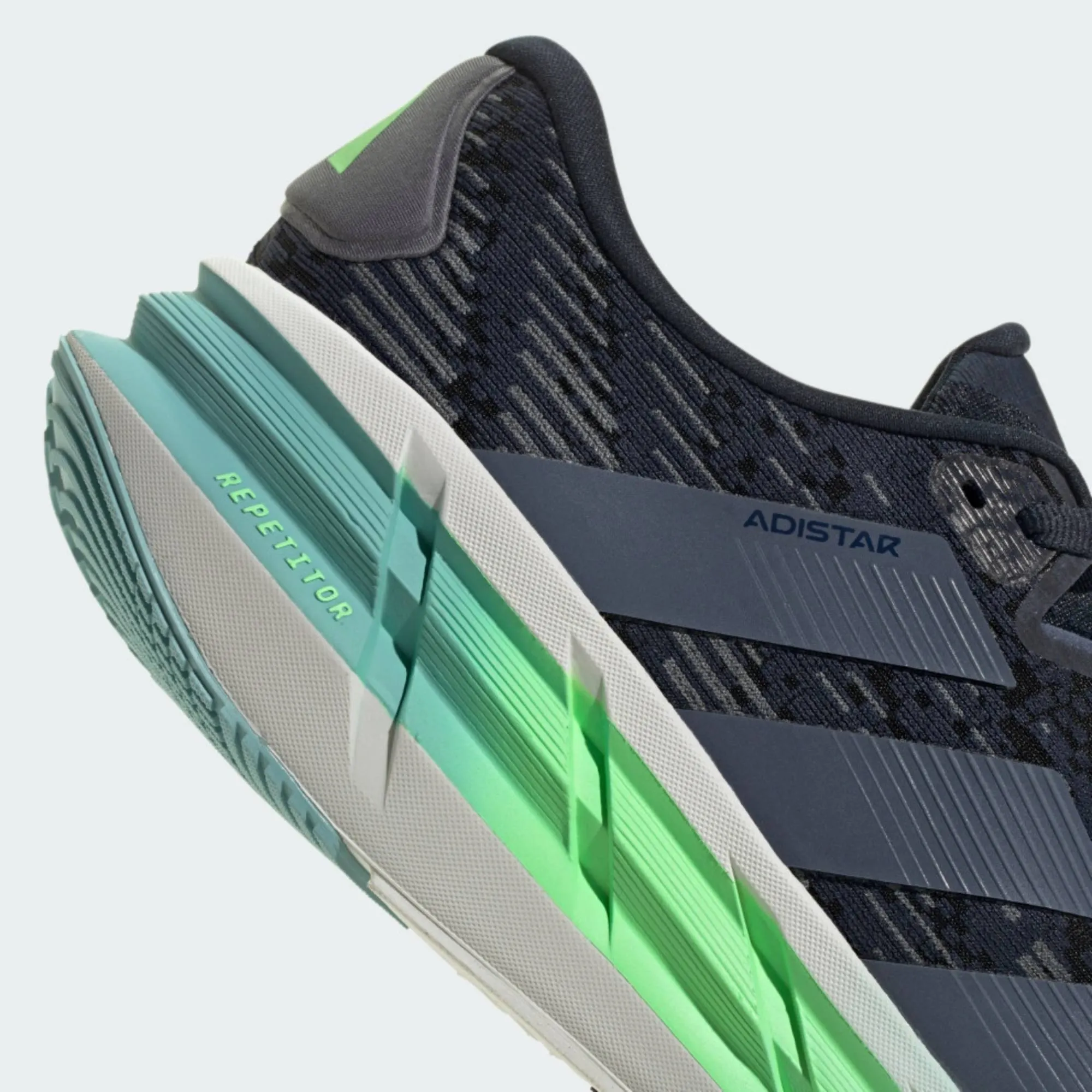 ADIDAS ADISTAR 4