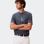 CALVIN KLEIN HERO MONOLOGO TEE