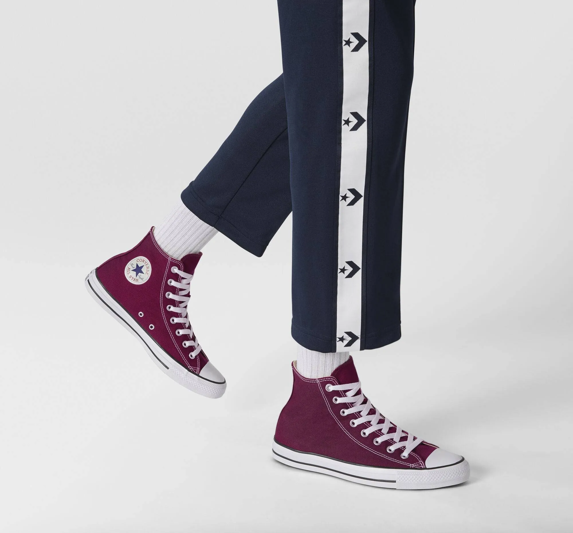 CONVERCE CHUCK TAYLOR ALL STAR CLASSIC HIGH