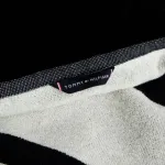 TOMMY TOWEL