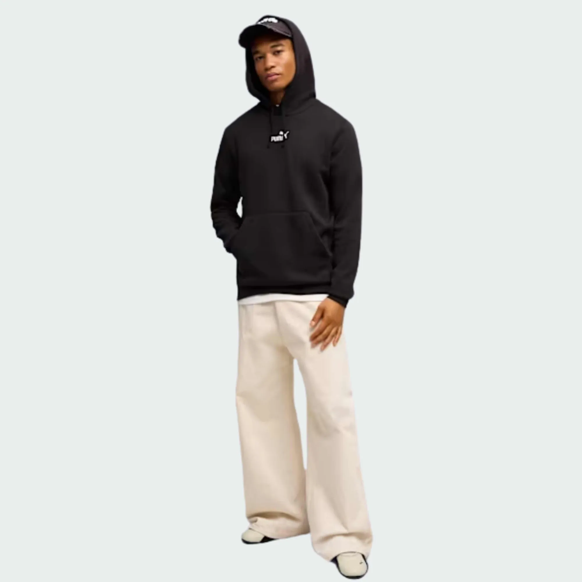 PUMA ESSENTIALS SMALL NO.1 LOGO CENTERED HOODIE