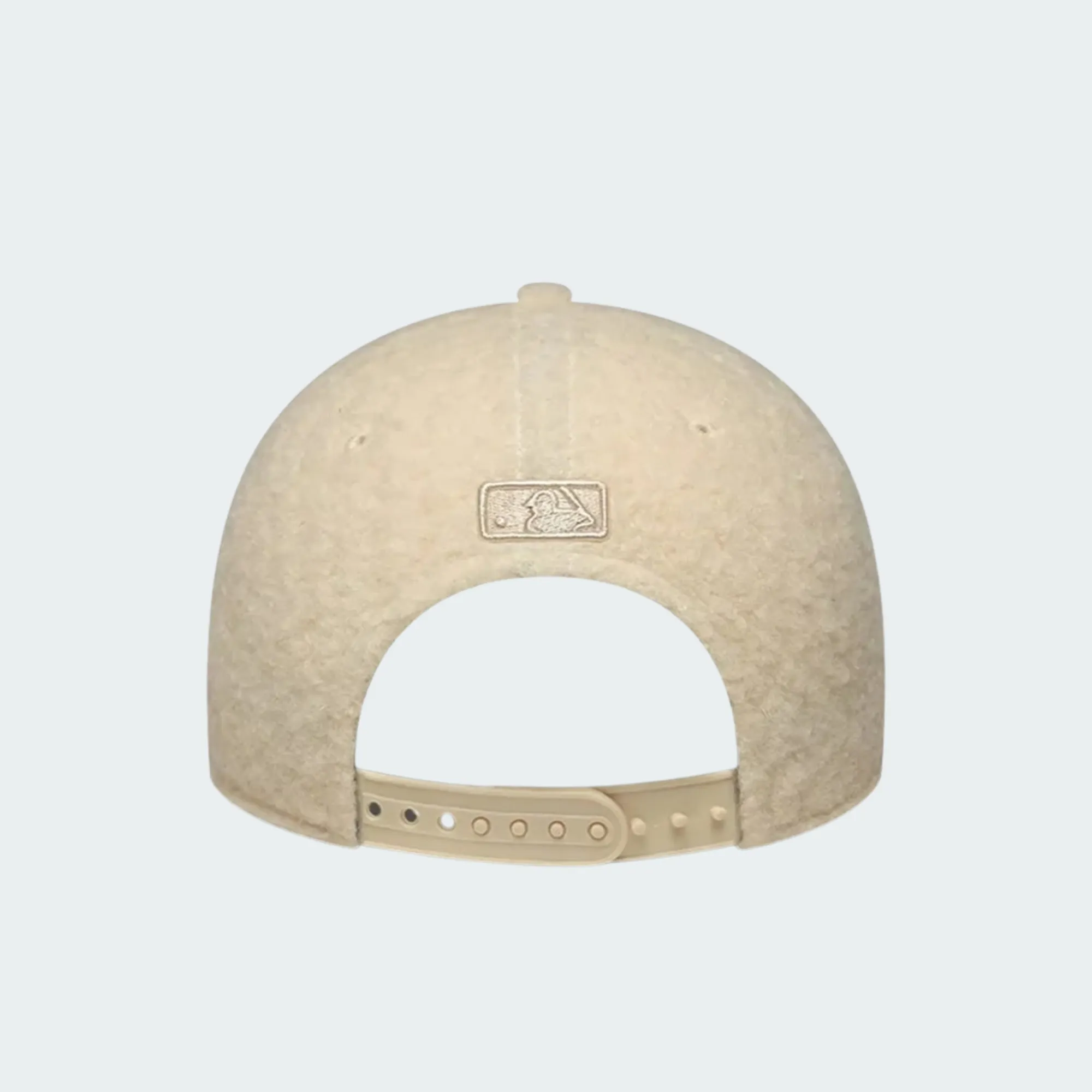 NEW ERA WOMENS WINTER BORG 9FORTY LOS ANGELES DODGERS