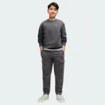 PUMA ESSENTIALS ELEVATED RELAXED CREW AND CARGO PANTS SUIT BOYS