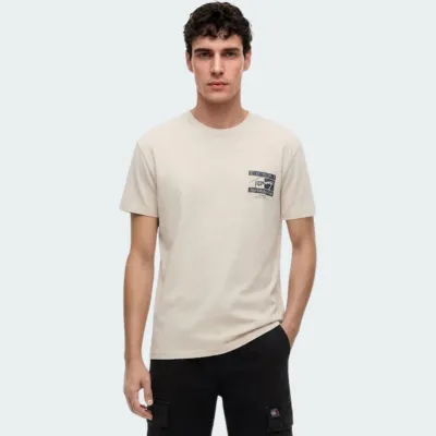 TOMMY JEANS MENS REGULAR SIGN FLAG TEE