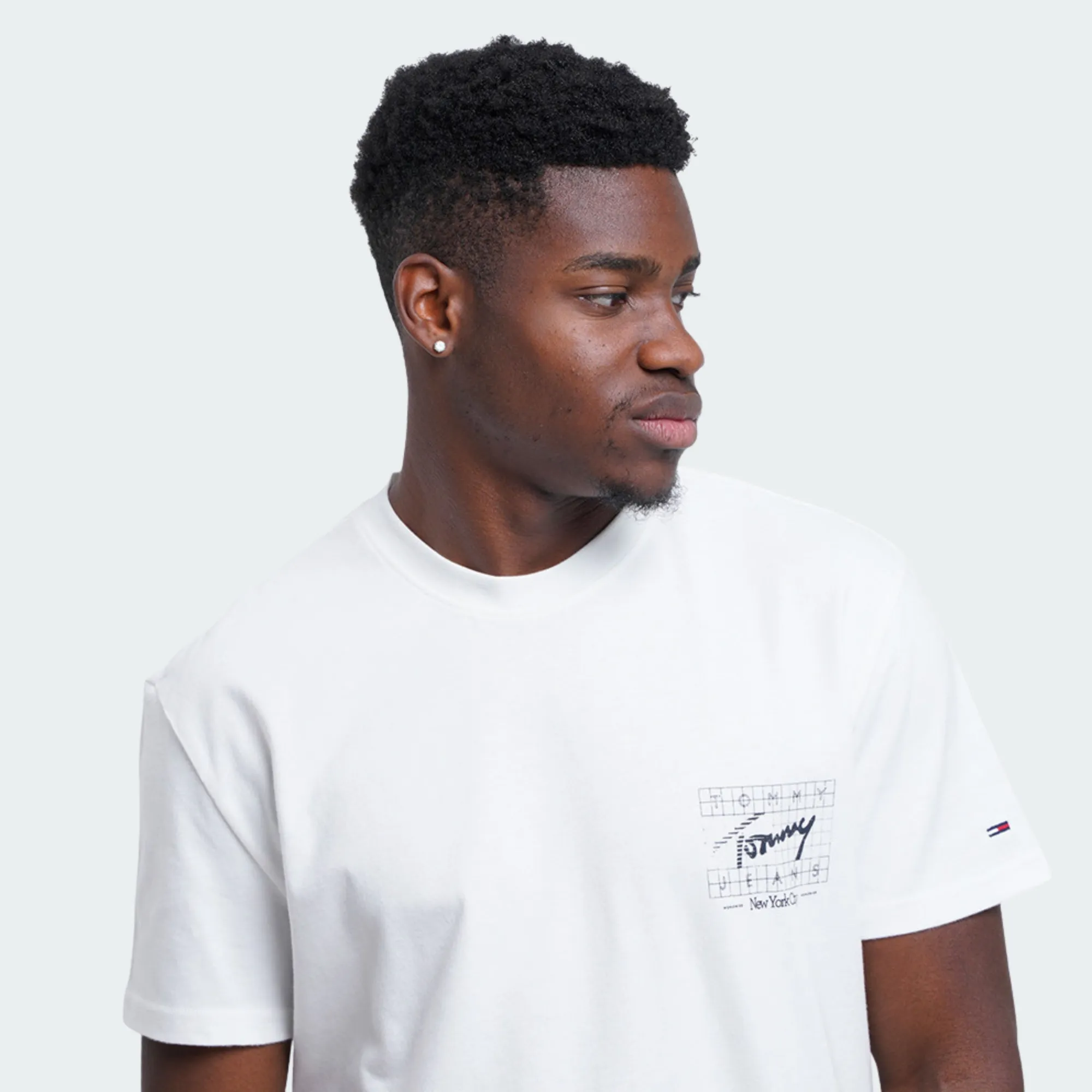 TOMMY JEANS MENS REGULAR SIGN FLAG TEE