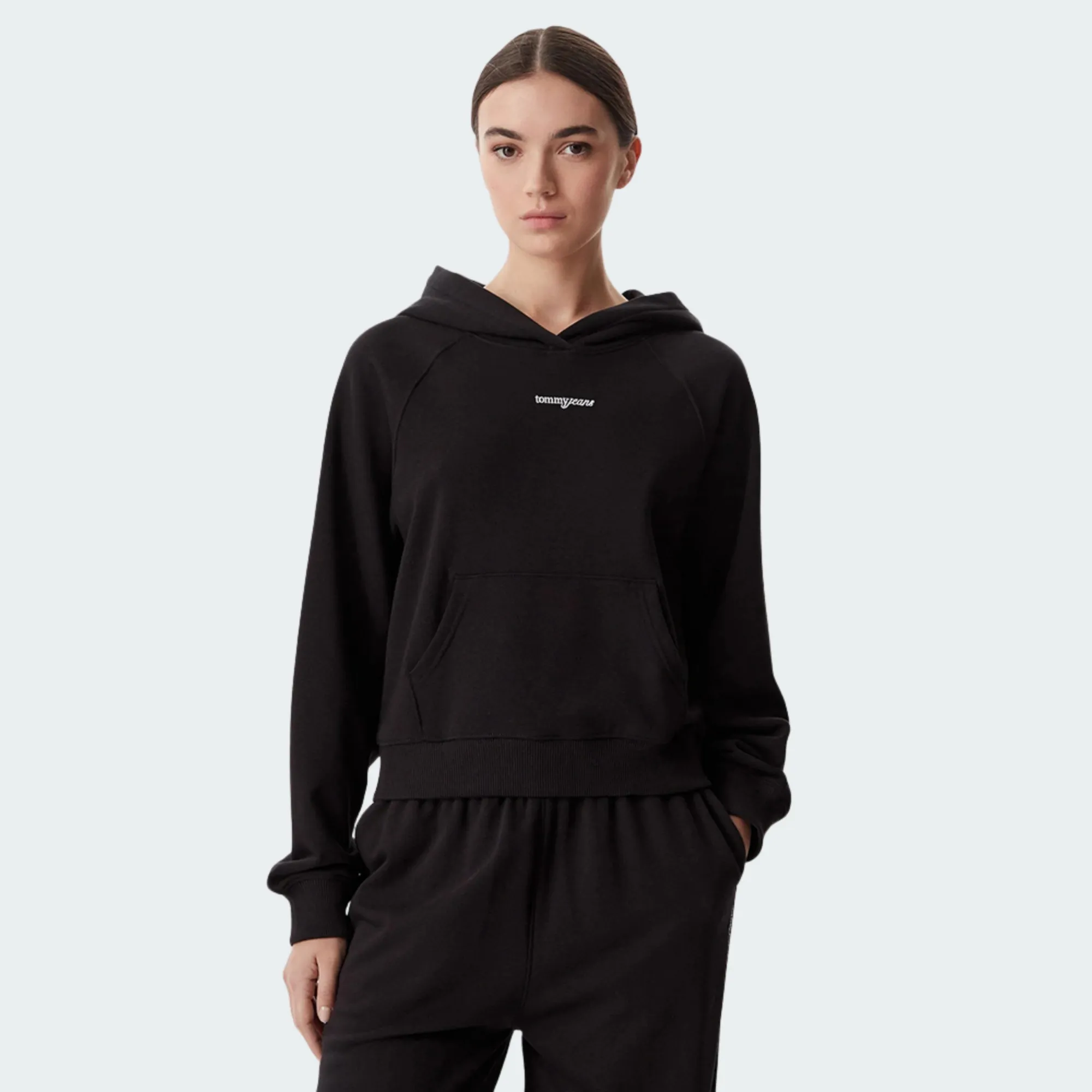 TOMMY JEANS WOMENS SCRIPT RAGLAN HOODIE