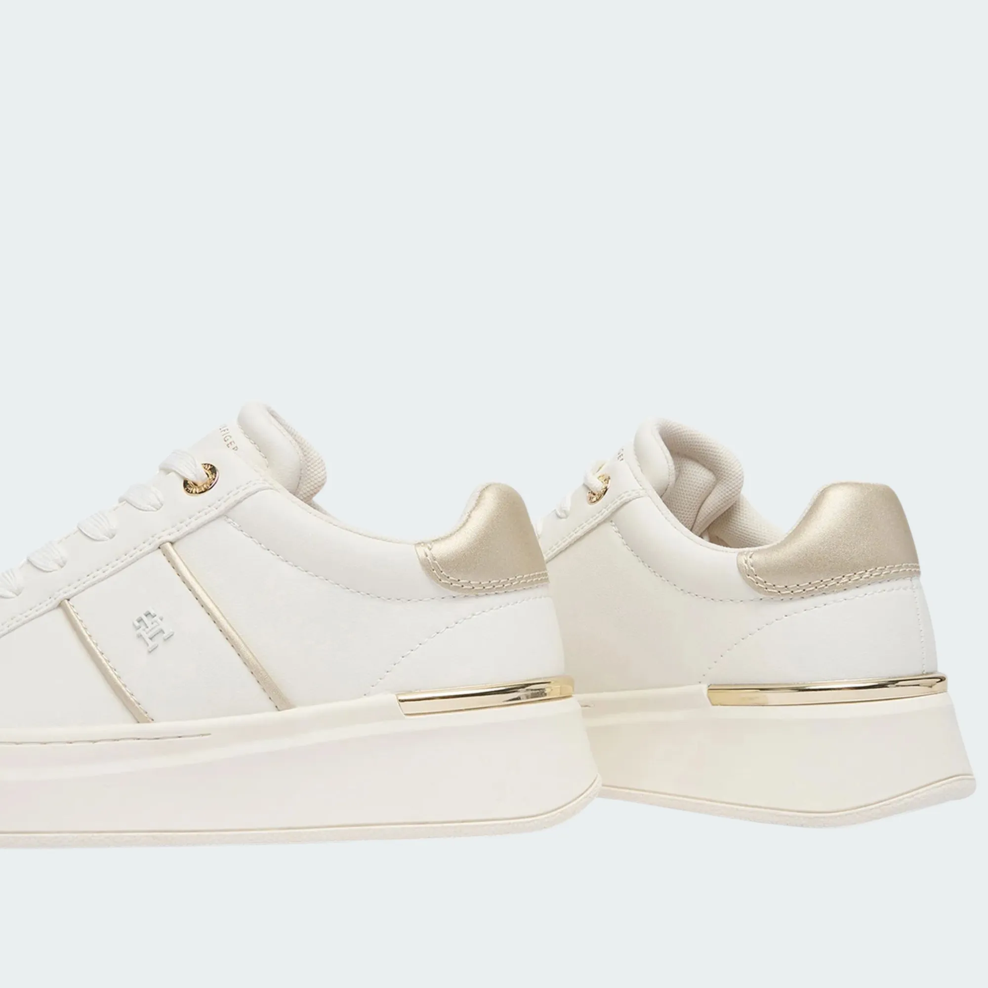 TOMMY HILFIGER LOW CUT LACE-UP SNEAKER