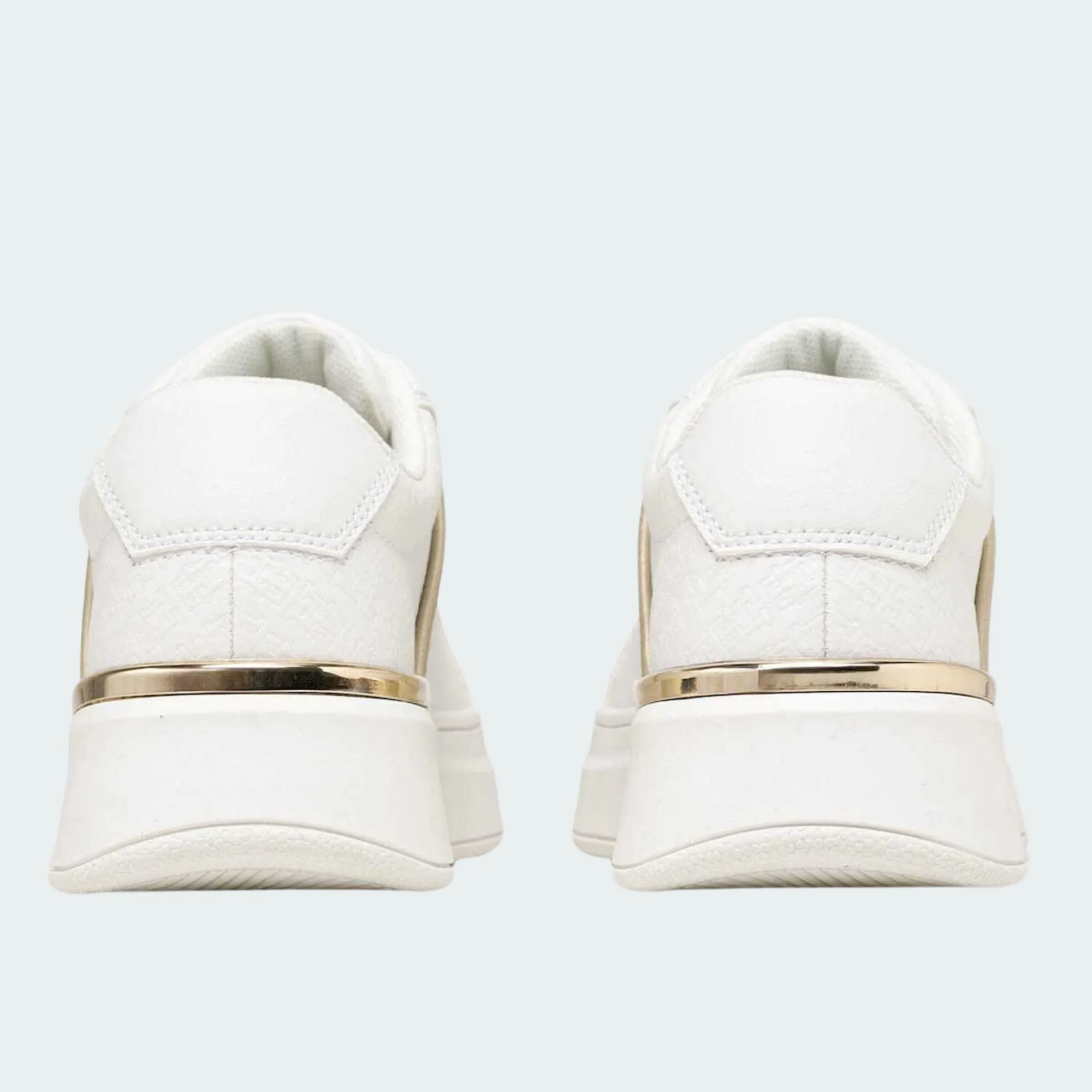 TOMMY HILFIGER LOW CUT LACE-UP SNEAKER