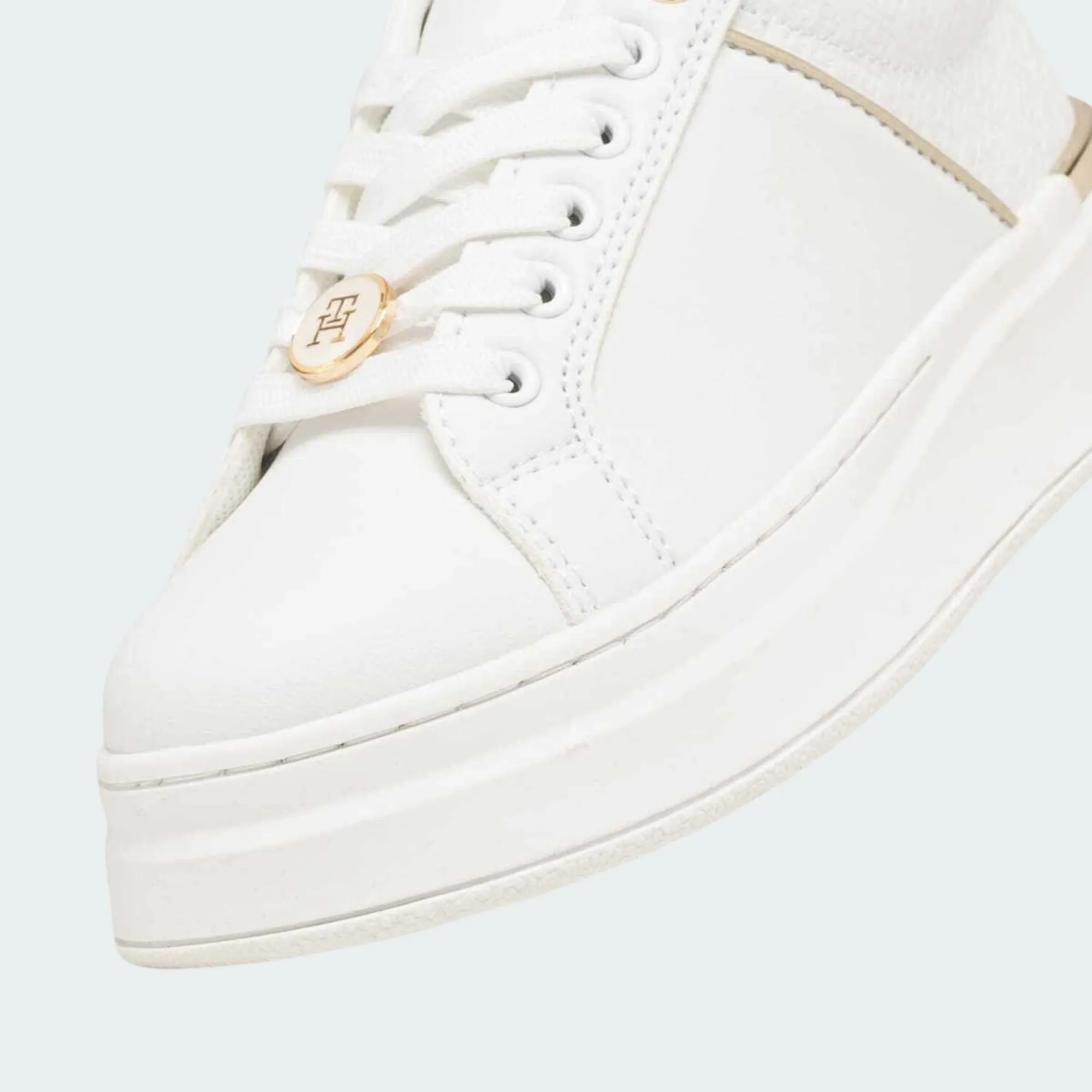TOMMY HILFIGER LOW CUT LACE-UP SNEAKER