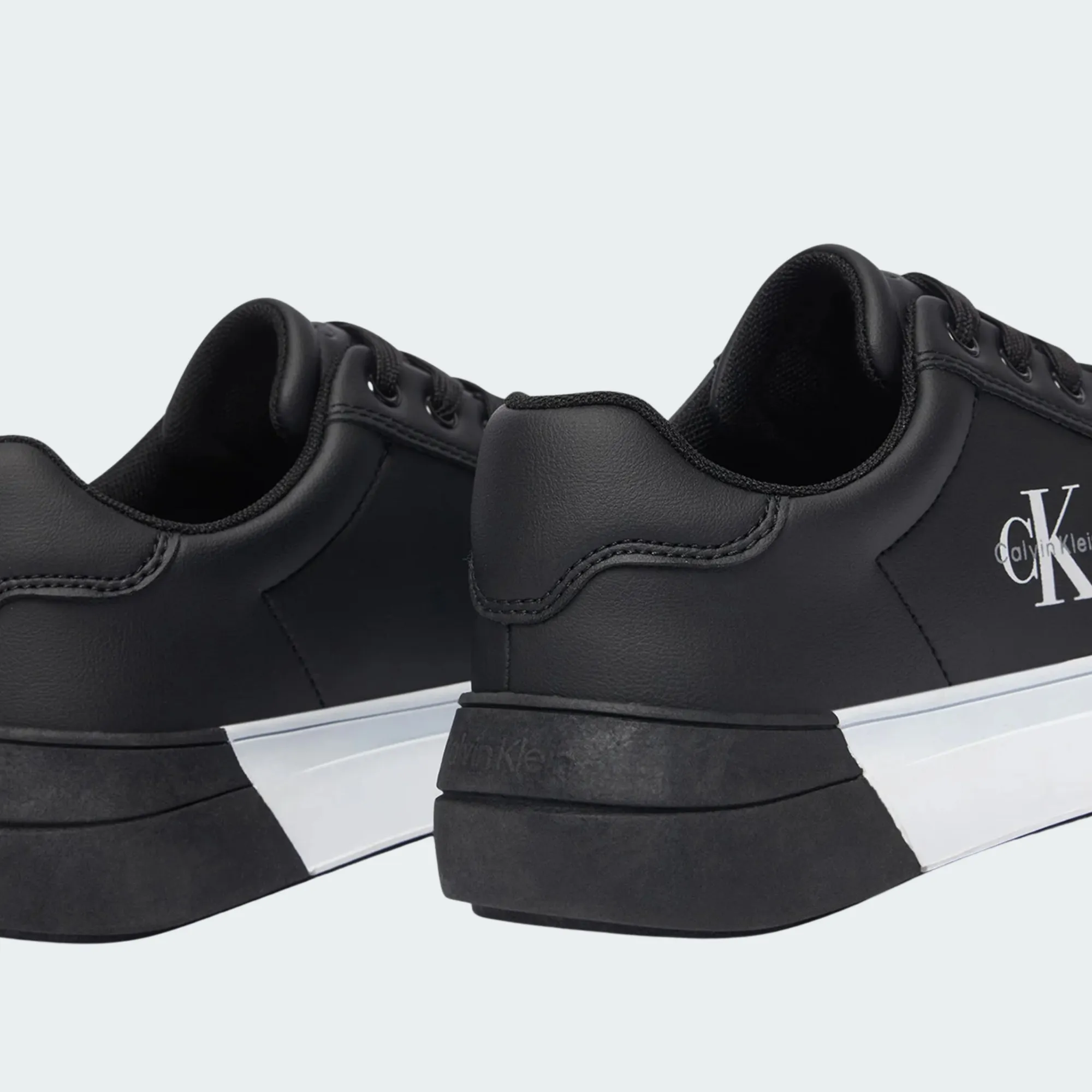 CALVIN KLEIN LOW CUT LACE-UP SNEAKER