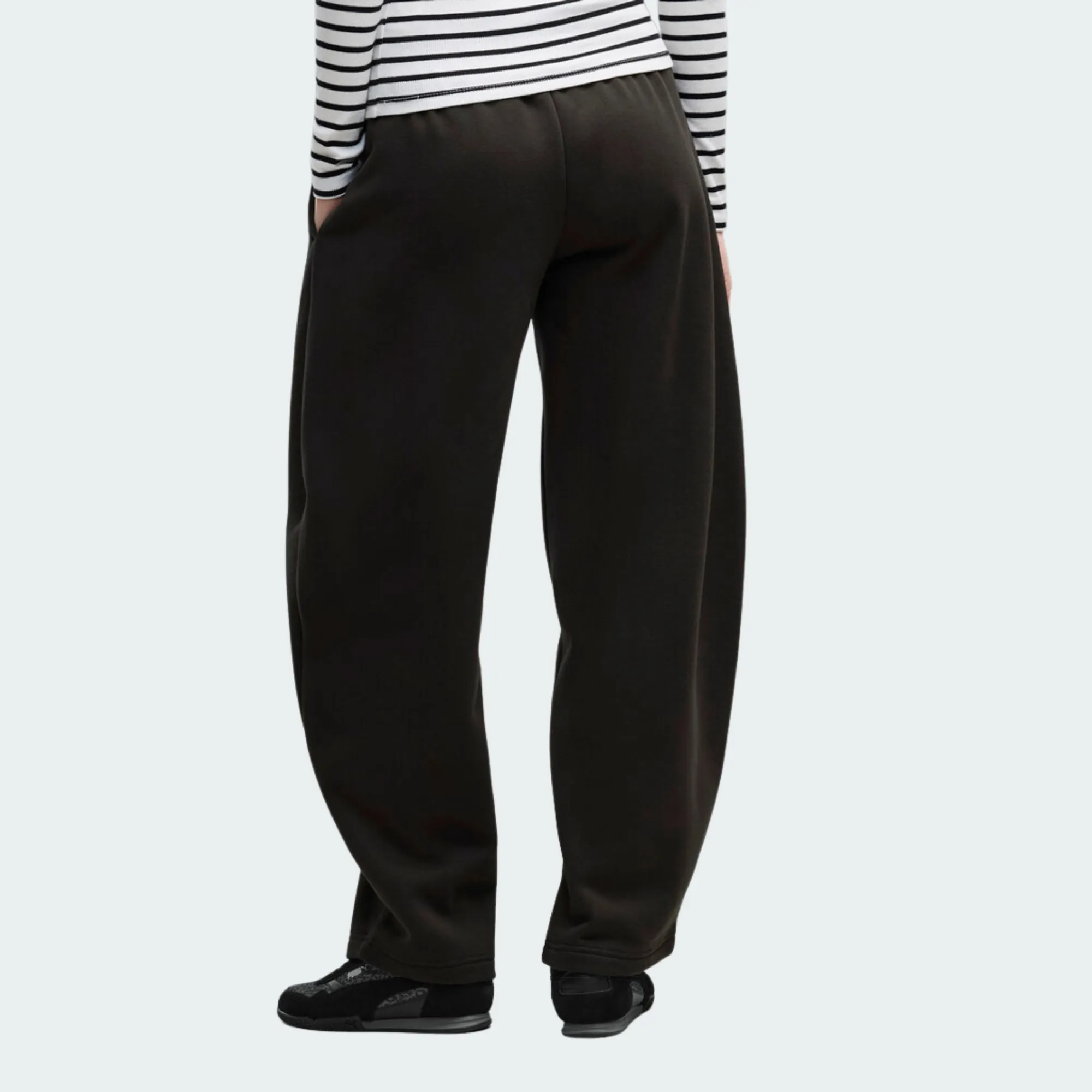 PUMA ESSENTIALS RELAXED BARREL LEG PANTS