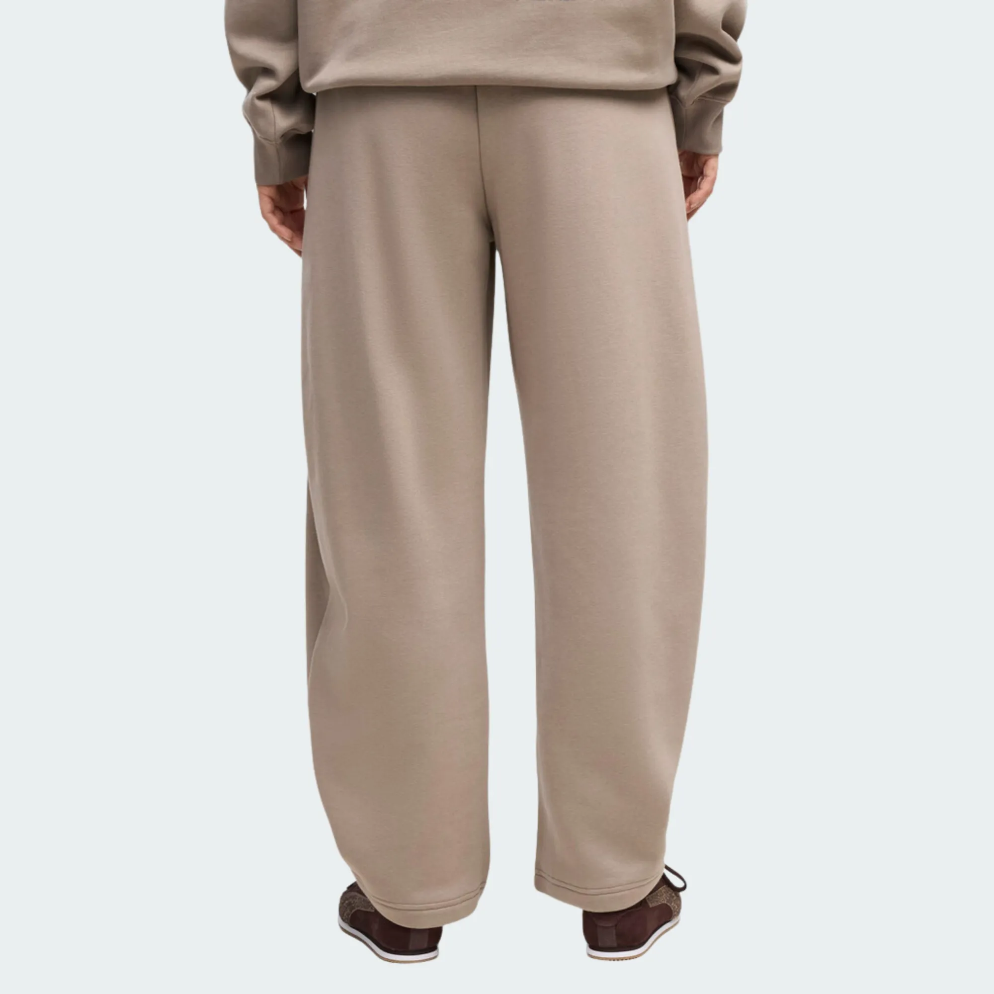 PUMA ESSENTIALS RELAXED BARREL LEG PANTS