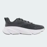 UNDER ARMOUR GS ROGUE 6