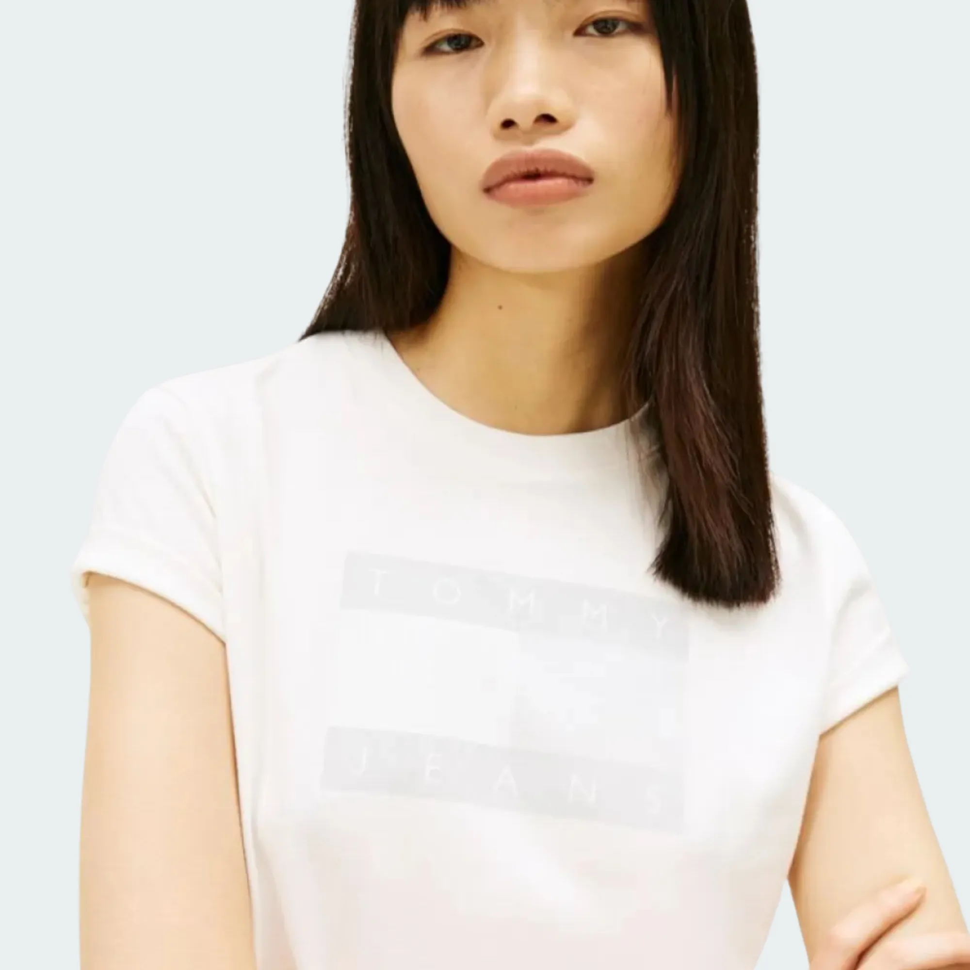 TOMMY JEANS REGULAR FLAG TEE