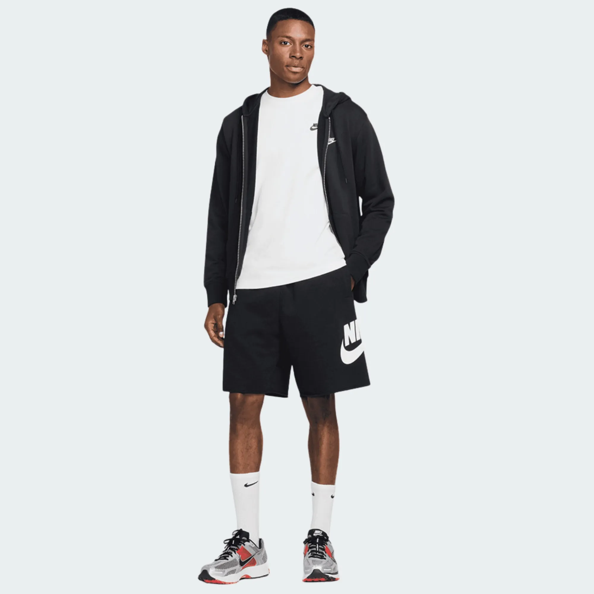 NIKE CLUB SHORTS