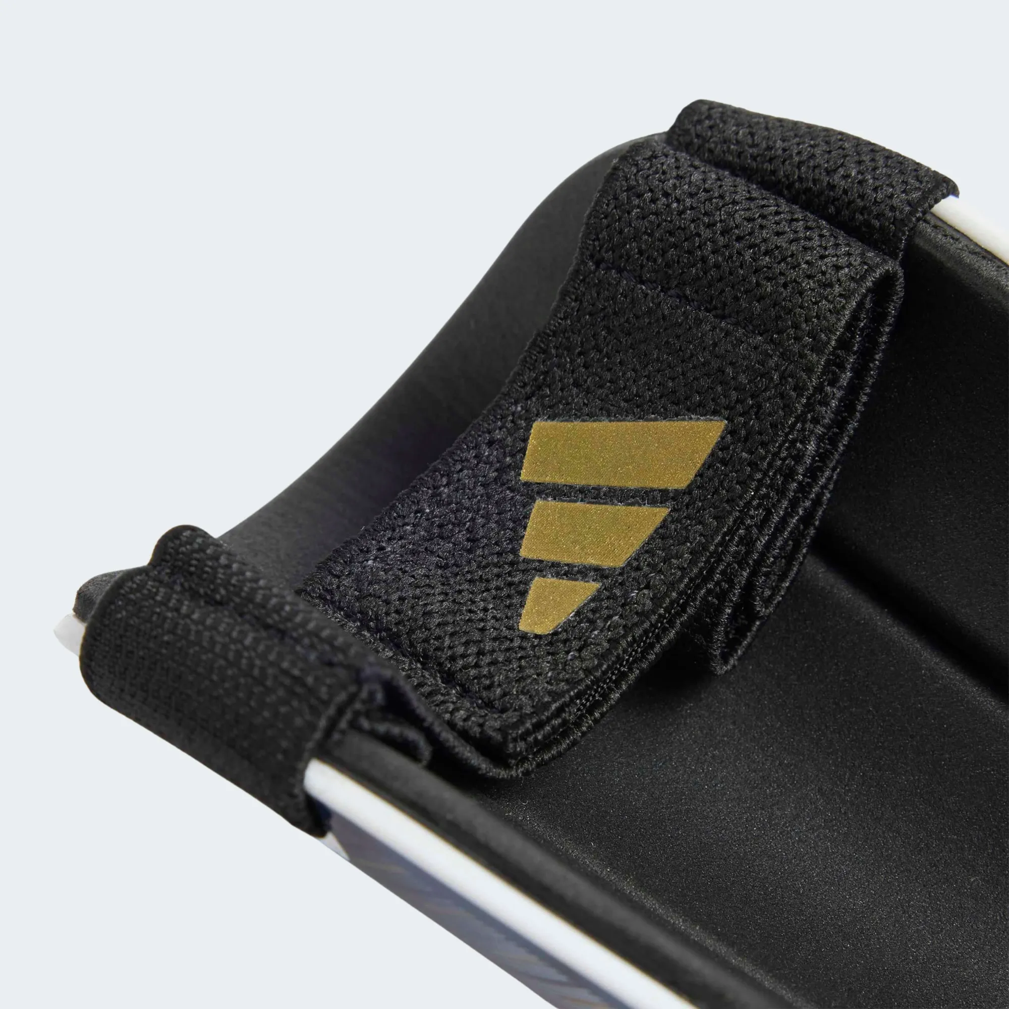 ADIDAS F50 SINGUARDS TRAINING