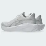 ASICS NOVABLAST 6