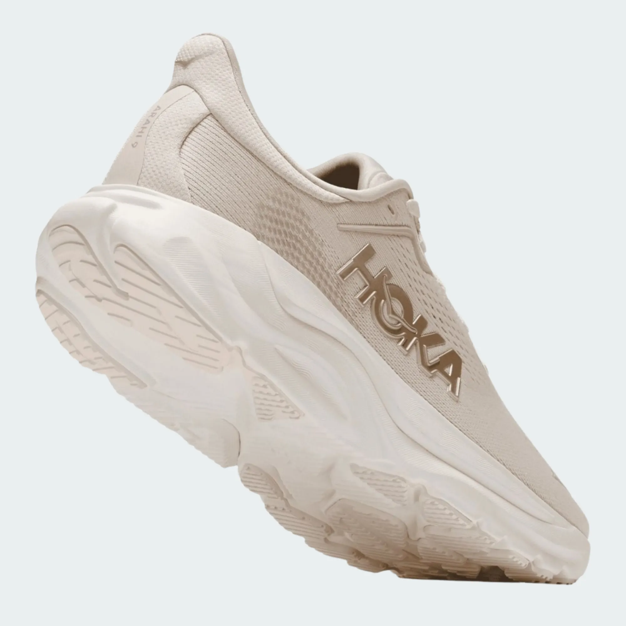 HOKA ARAHI 9