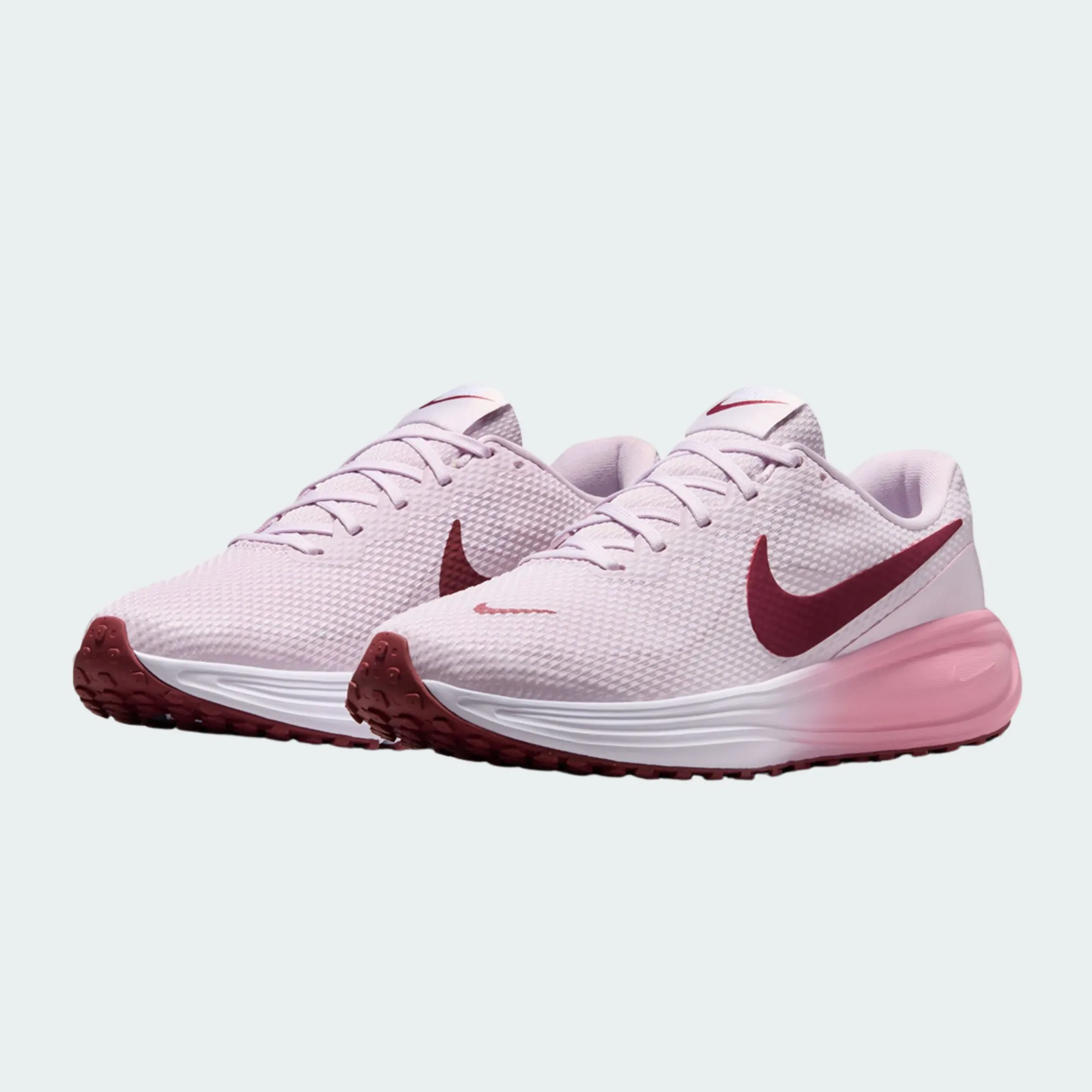 W NIKE REVOLUTION 8