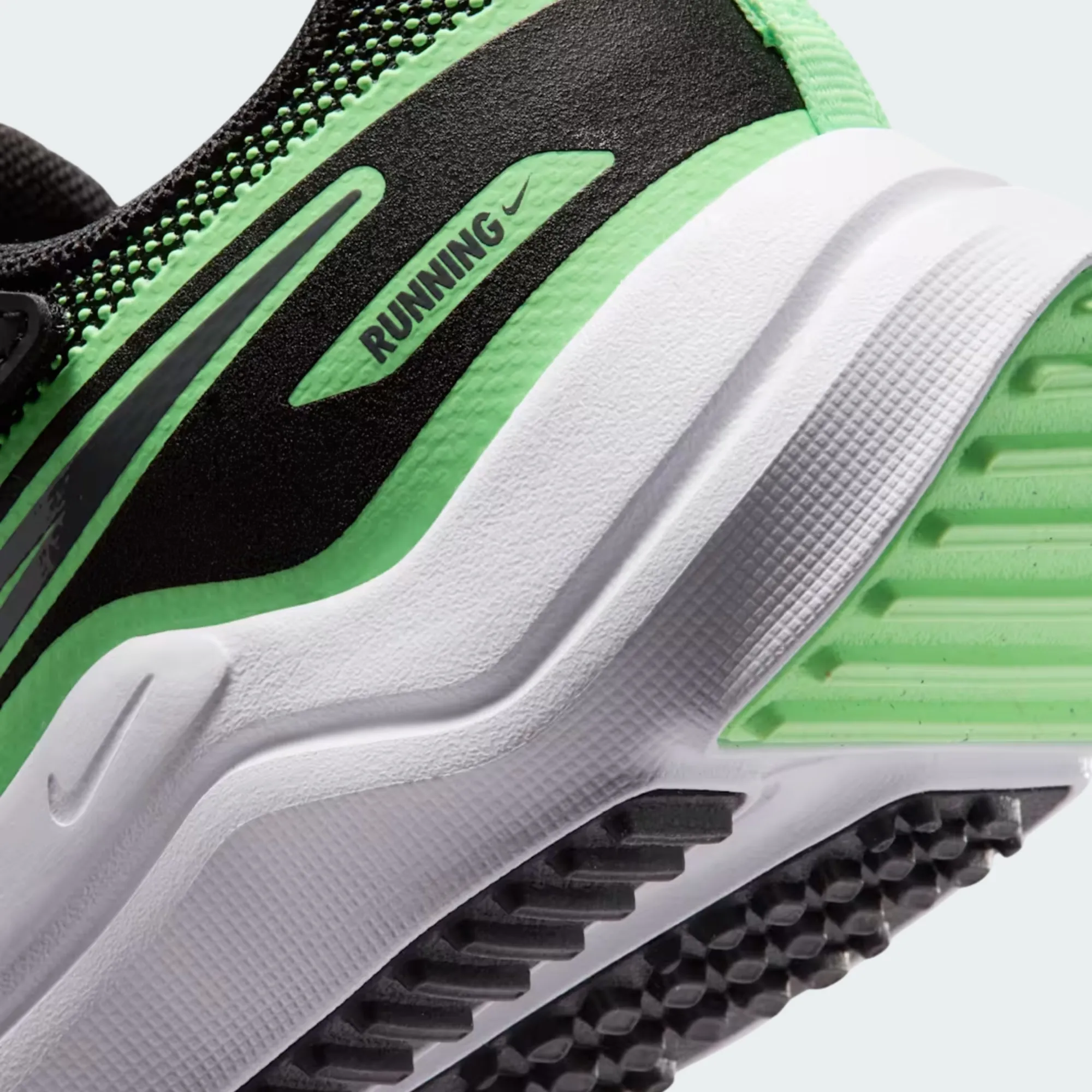NIKE COSMIC RUNNER PS