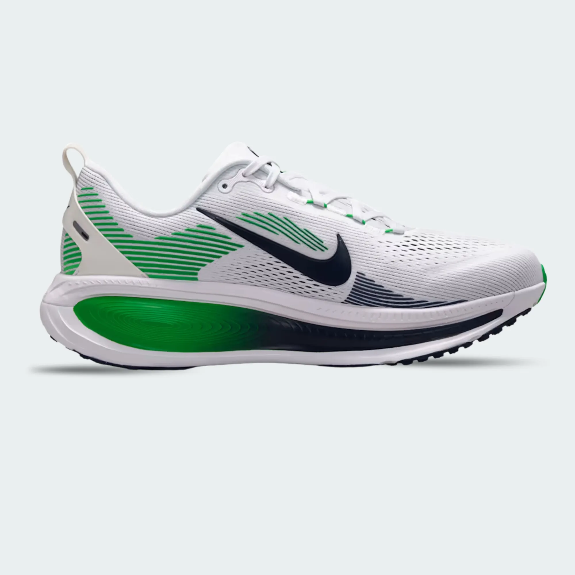 NIKE VOMERO 18