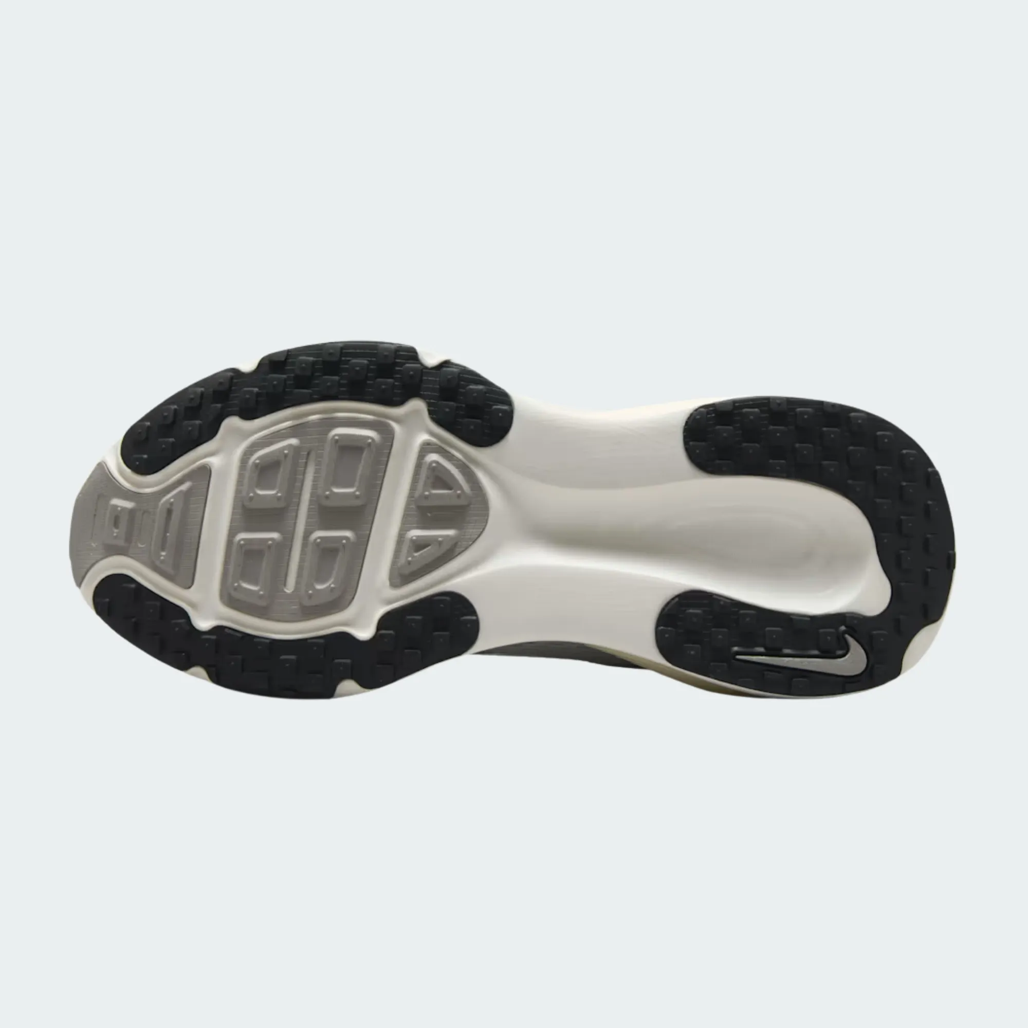 W NIKE VOMERO 18