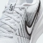W NIKE RUN DEFY