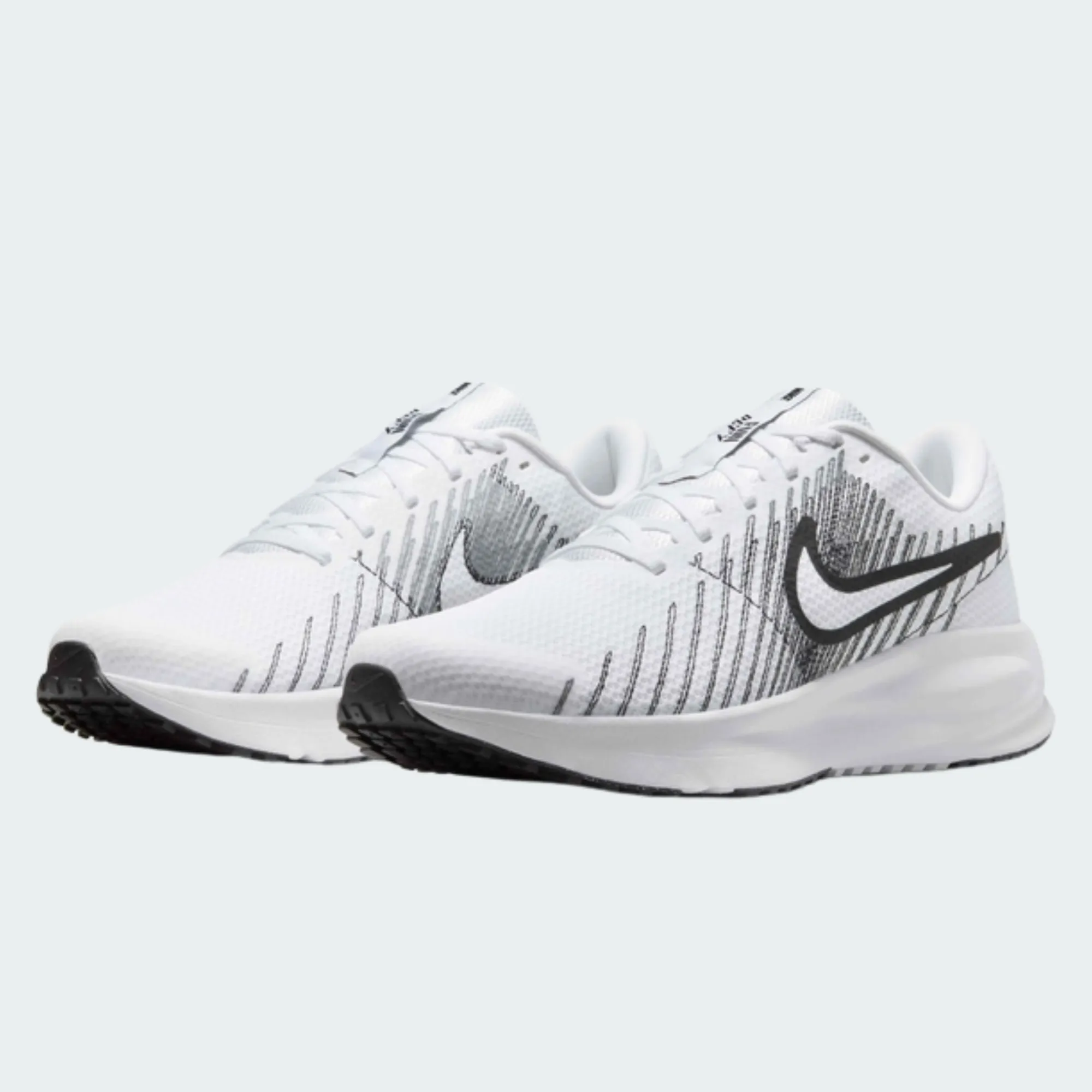 NIKE RUN DEFY