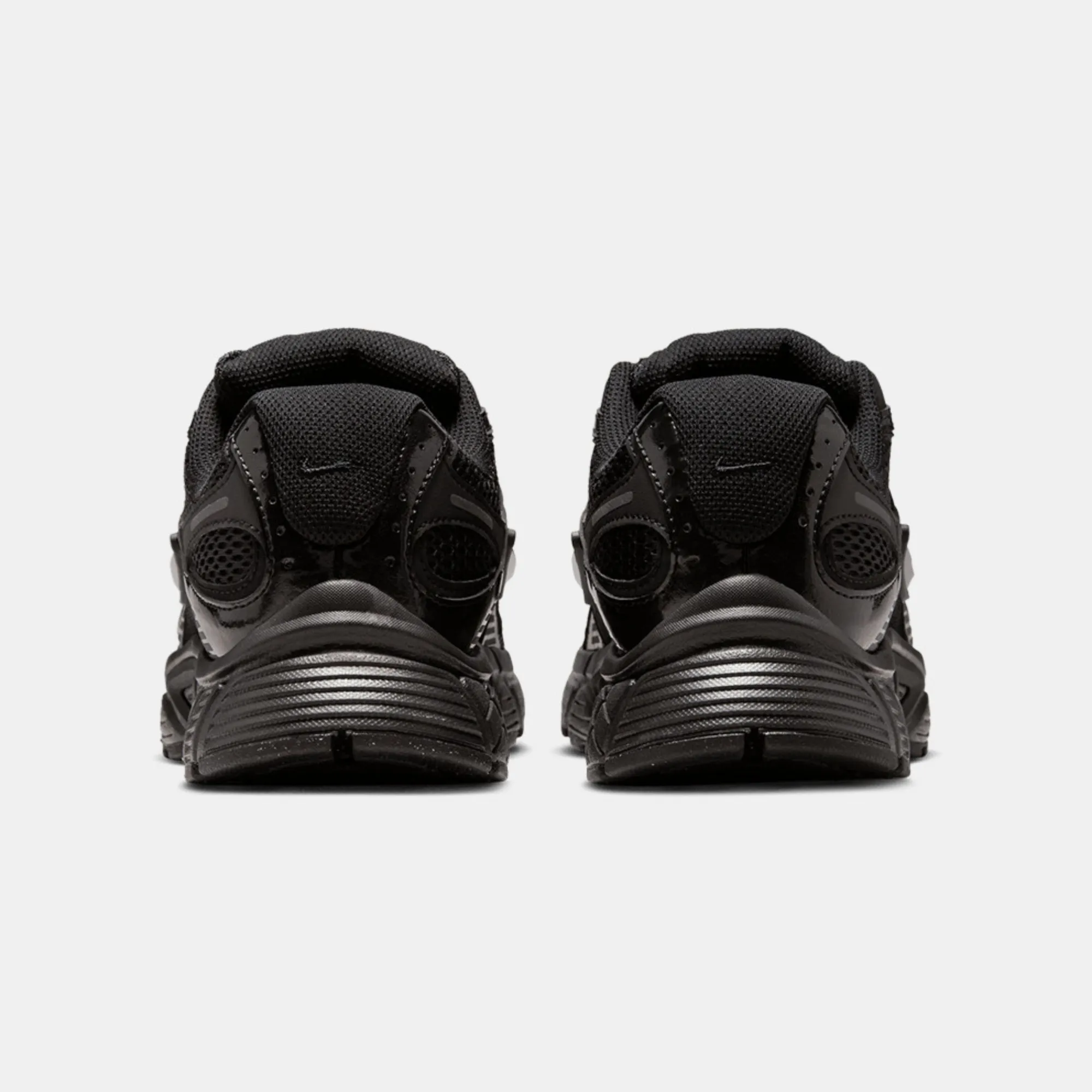 W NIKE V5 RNR