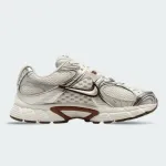 W NIKE V5 RNR