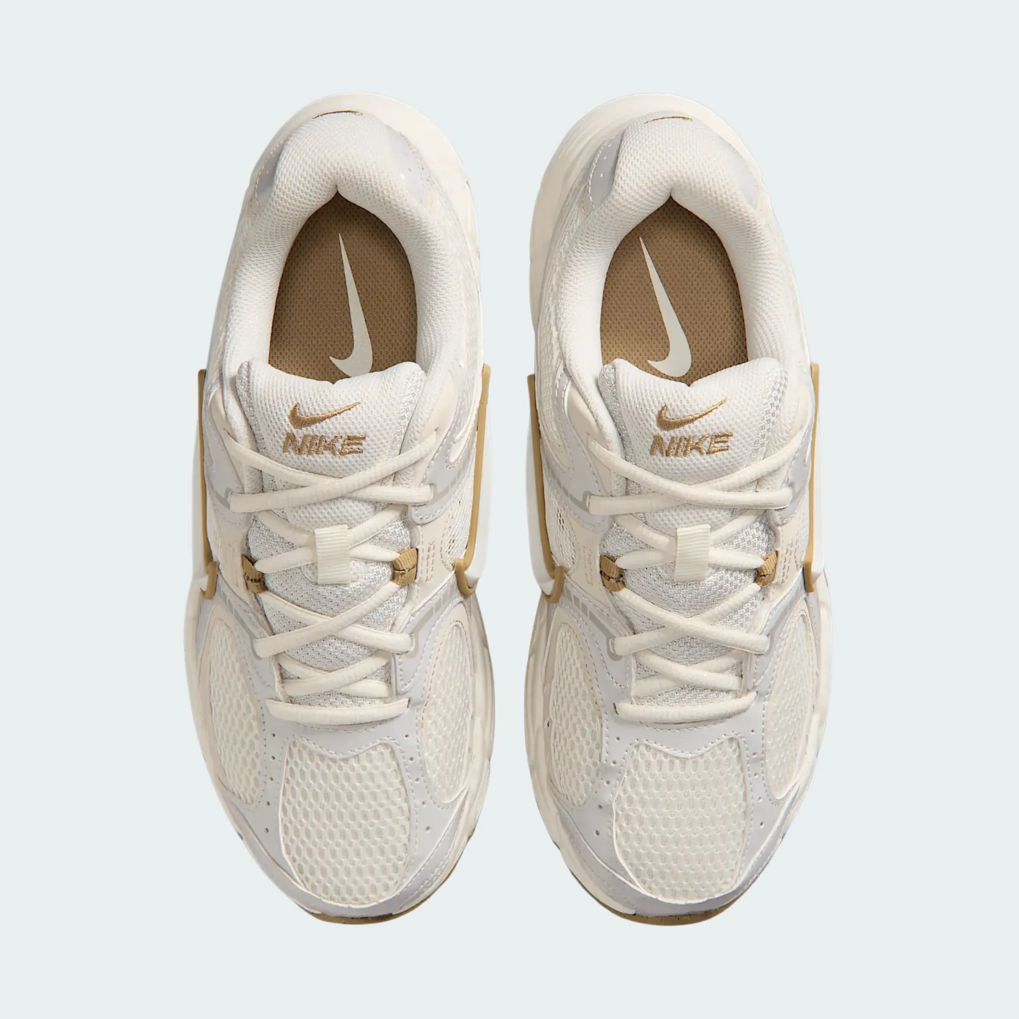 W NIKE V5 RNR