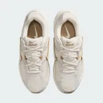 W NIKE V5 RNR