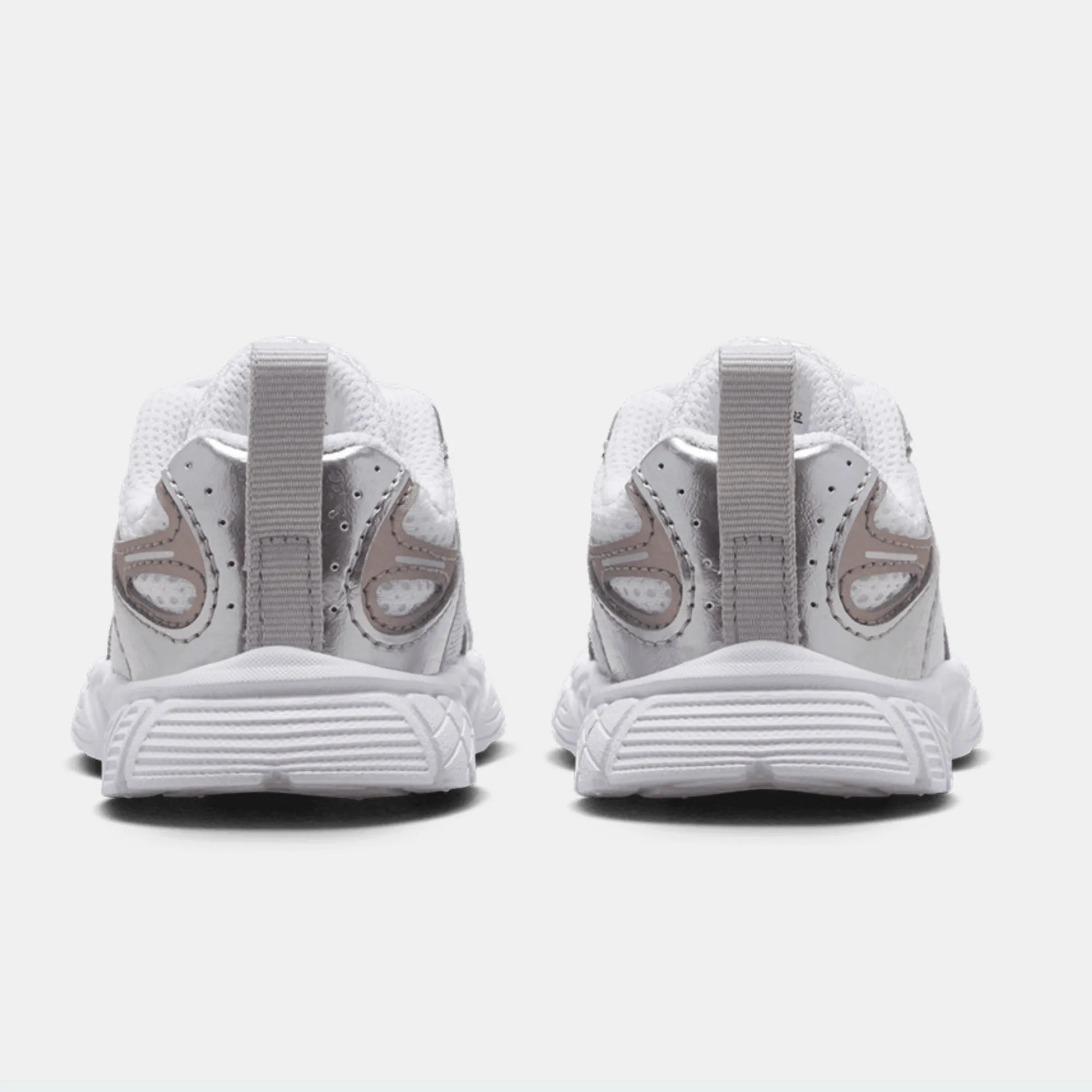 NIKE V5 RNR E BT