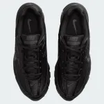 WMNS NIKE INITIATOR